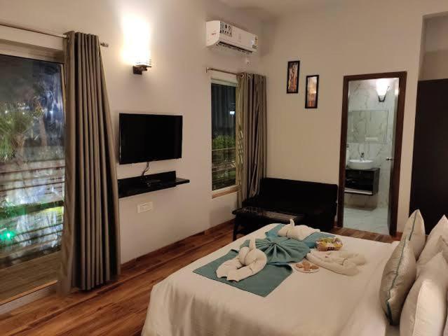 Anandan Citrine Hotel Vrindāvan Exterior foto