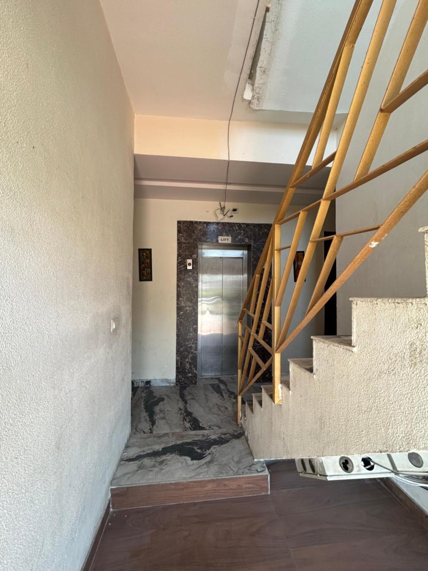 Anandan Citrine Hotel Vrindāvan Exterior foto